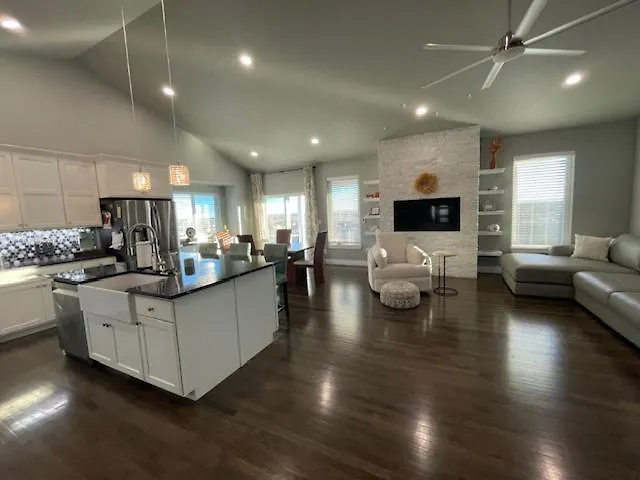 Modern Home, Breathtaking Views * Cheyenne